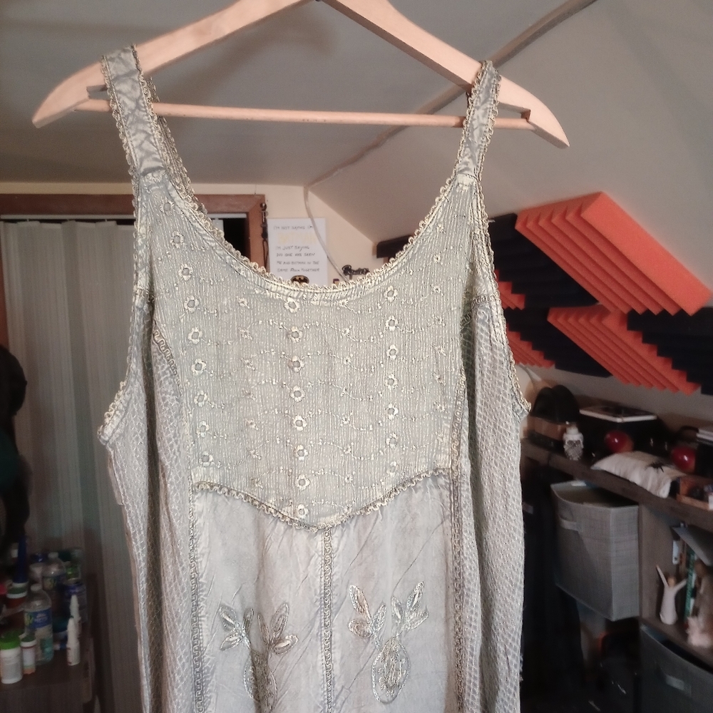 Cute Options dress. Pretty olive green